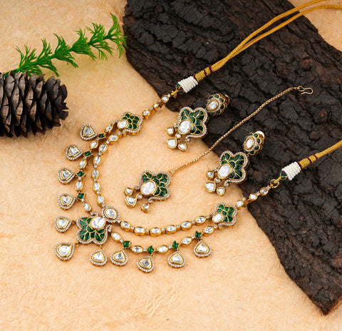 Elegance Redefined with Royal Kundan
