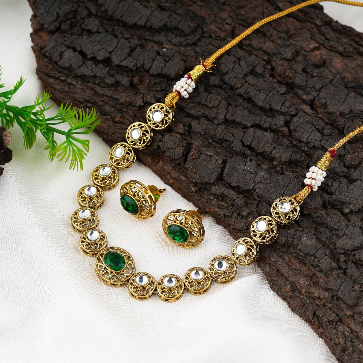 Emerald  Stone Round Kundan Necklace Set