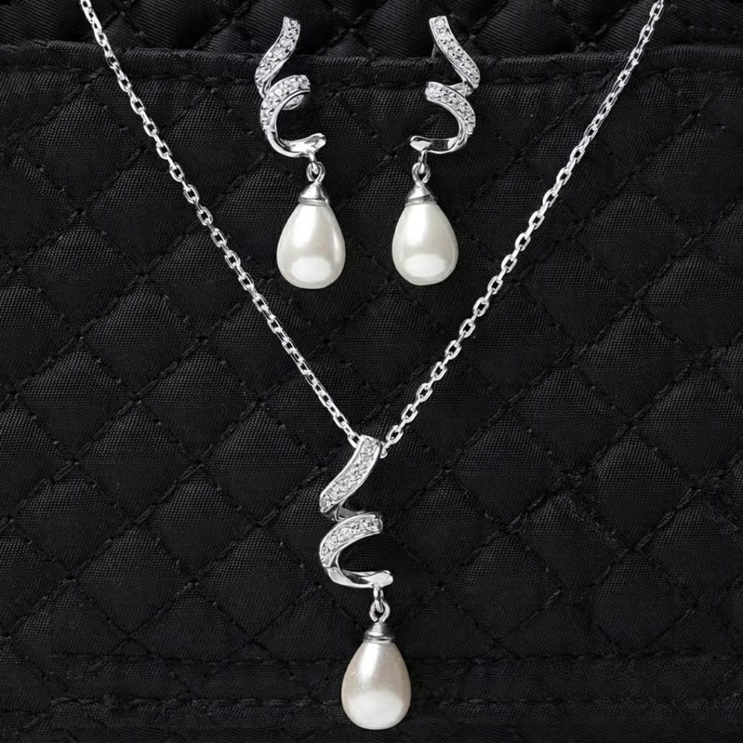 Pendant With Earrings